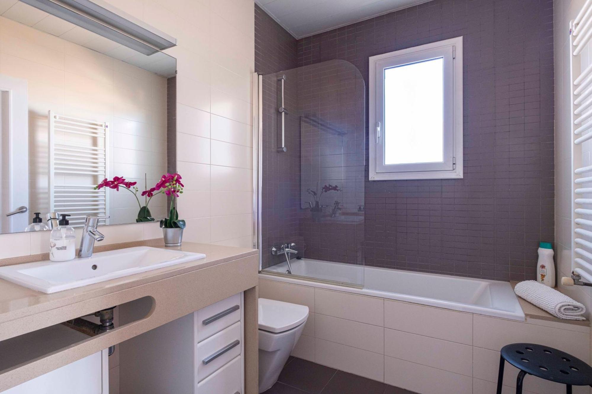 Sunny Apt Barcelona 22@ ภายนอก รูปภาพ