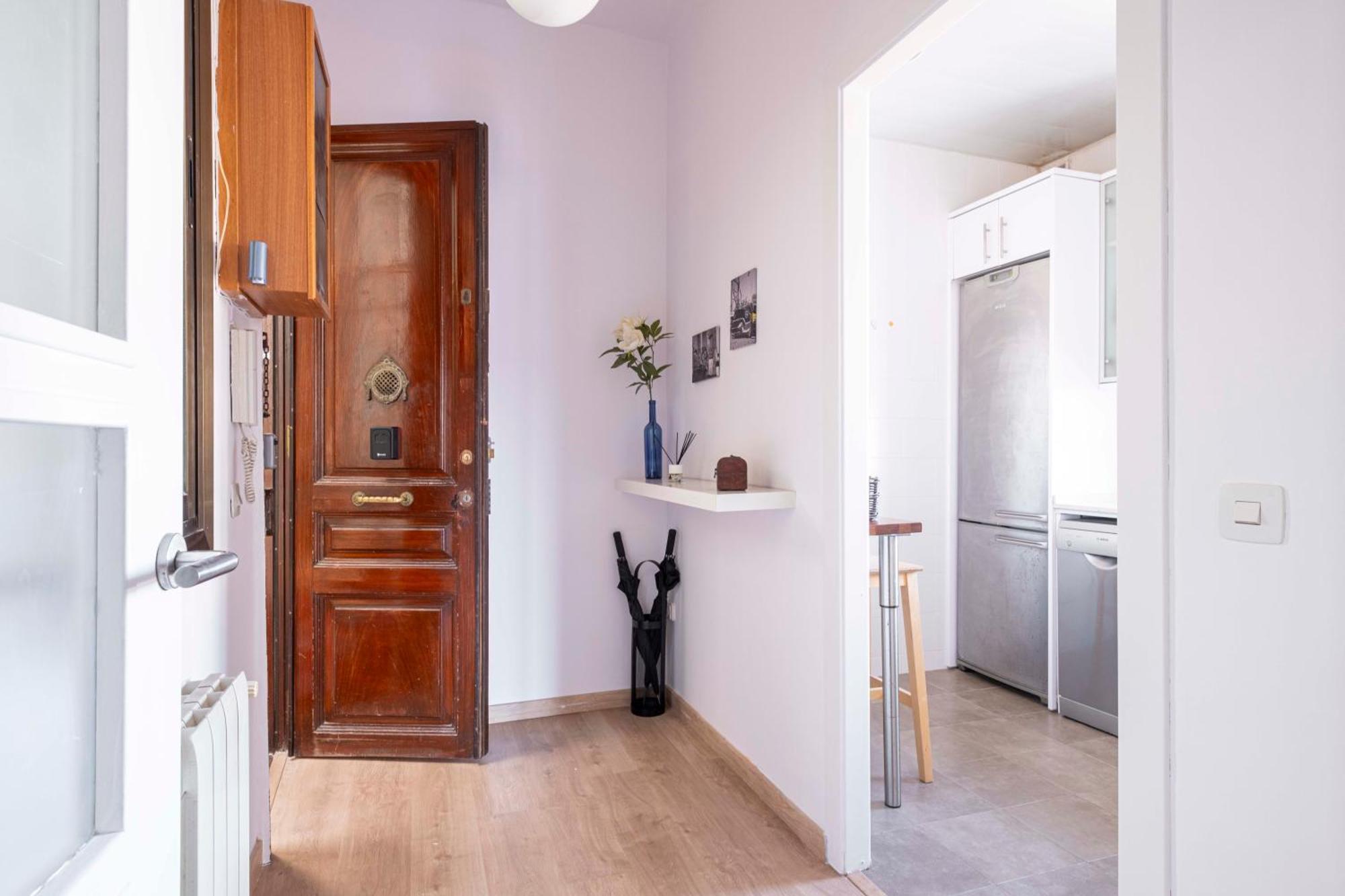 Sunny Apt Barcelona 22@ ภายนอก รูปภาพ