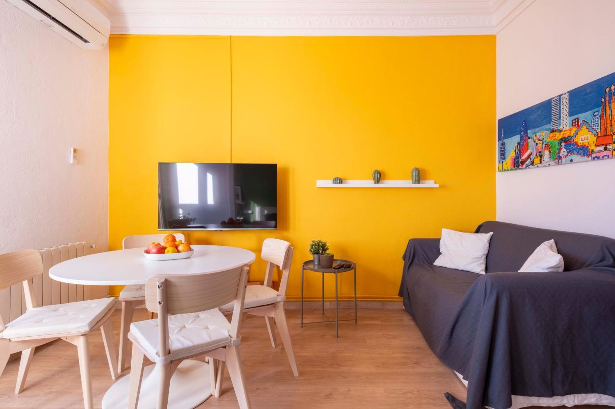 Sunny Apt Barcelona 22@ ภายนอก รูปภาพ